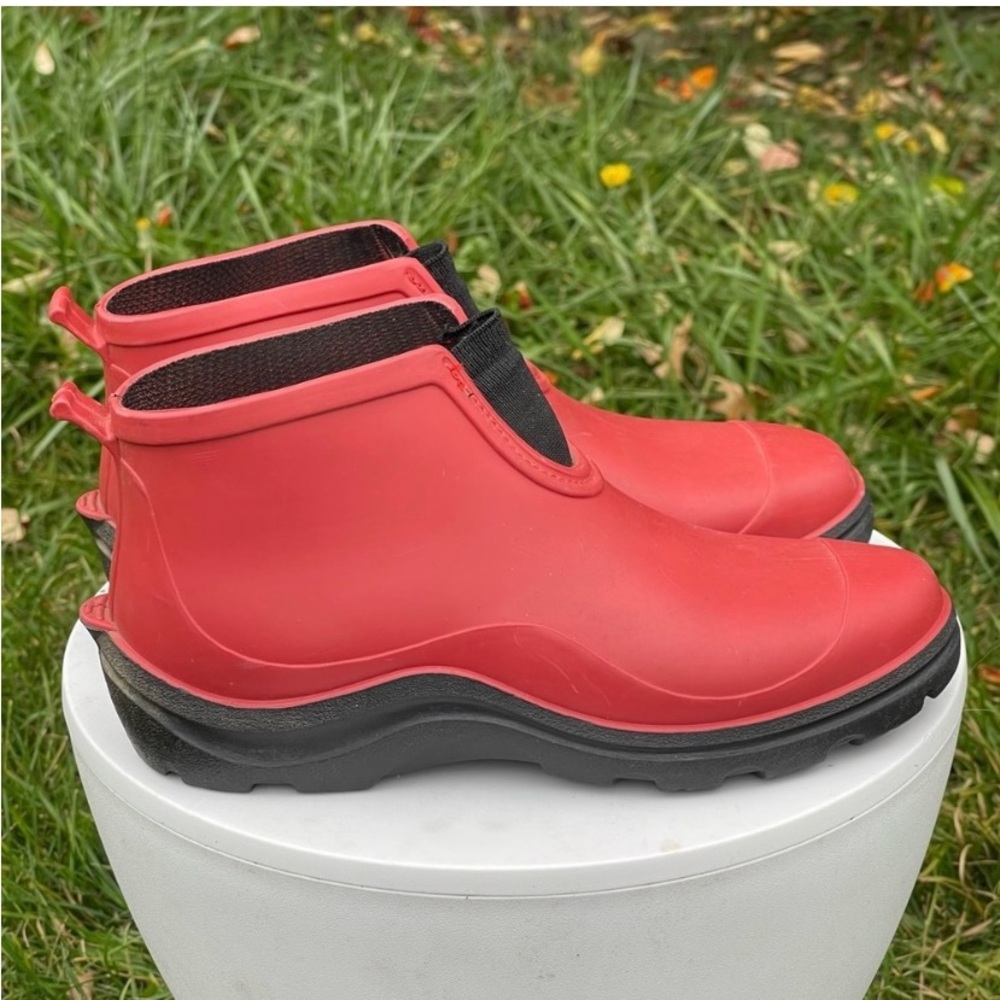Sloggers Boots Womens 9 Red Garden Rain Ankle Slip Waterproof Comfy Lug Tread